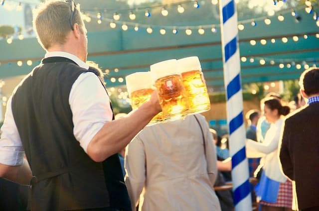 NYC: Oktoberfest Cruise with Cash Bar and Empire State Building