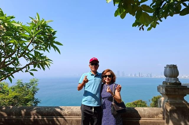 Danang essential Day tour: Church, Marble Mt, Lady Buddha, Museum