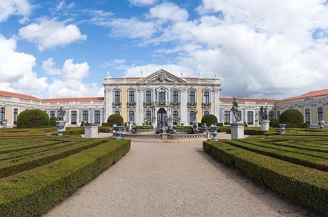 Full Day Tour to the Treasures of Sintra