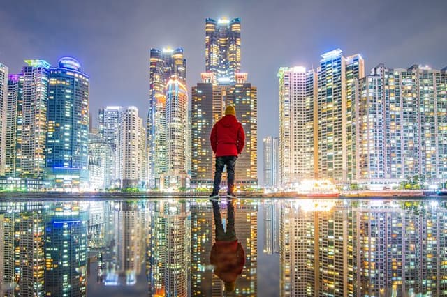 Small Group Busan Night View and food Tour in Pojangmacha street