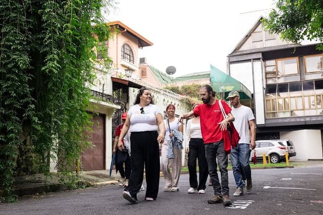 San Jose By Night: Sights & Culture Tour with Local Dinner