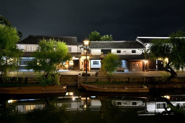 Kurashiki Bikan Night Bar Hopping Tour with a Local Guide