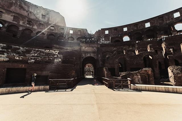 Colosseum Arena Floor and Roman Forum Guided Tour