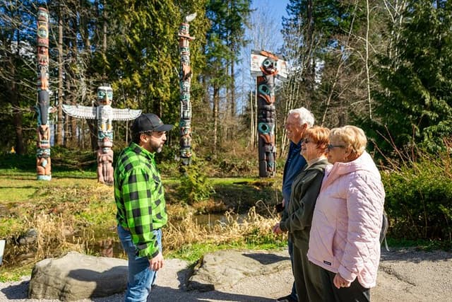 Vancouver City Tour with Admission to Lookout Tower
