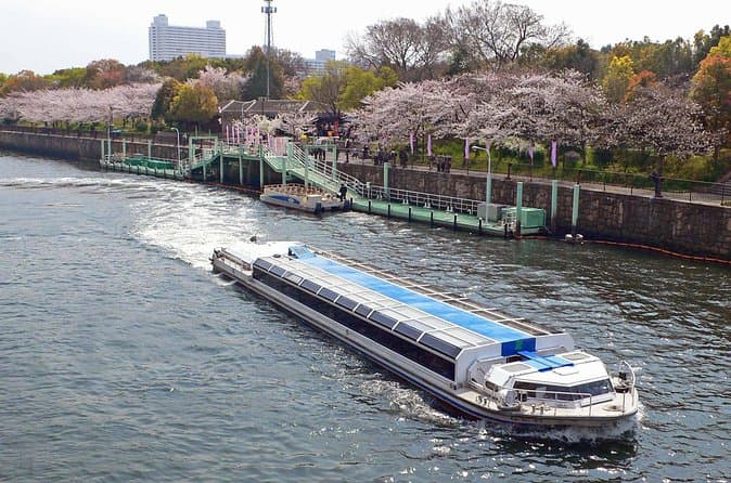 Sakura Season Boat Tours: Osaka Castle