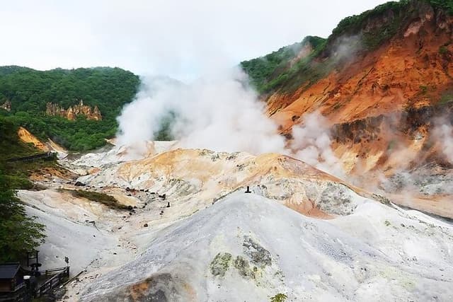 Noboribetsu Customized Private Day Tour Up to 8 Passengers