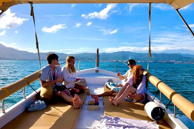3-Hour Private Boat Tour of the Cinque Terre