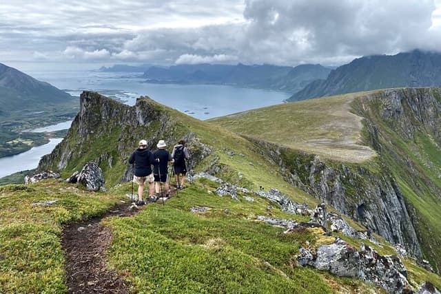 Lofoten Islands: Hiking Into the Wilderness