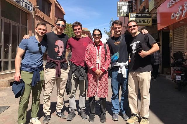 Private Medina Tour with a Passionate Local Woman Guide