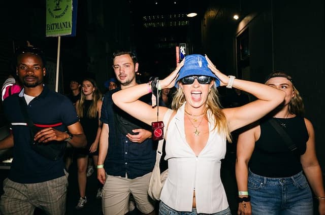 St Kilda Pub Crawl: 5 Free Drinks & The Best Bars of Melbourne