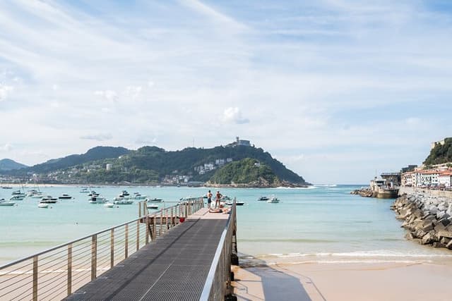 San Sebastian day trip from Biarritz and Bayonne