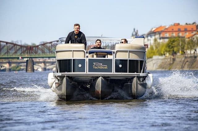 3 Hours Prague Private Boat Cruise Beer or Prosecco Unlimited
