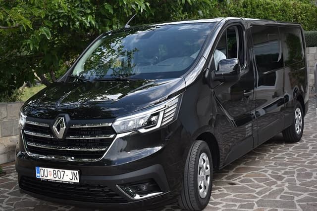 Private Transfer from Orebic to Split Airport SPU