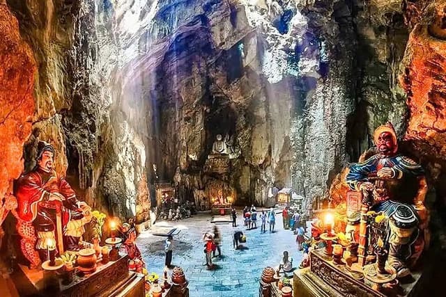 Monkey mountain-Huge Lady Buddha-Marble mountains & Am Phu caves