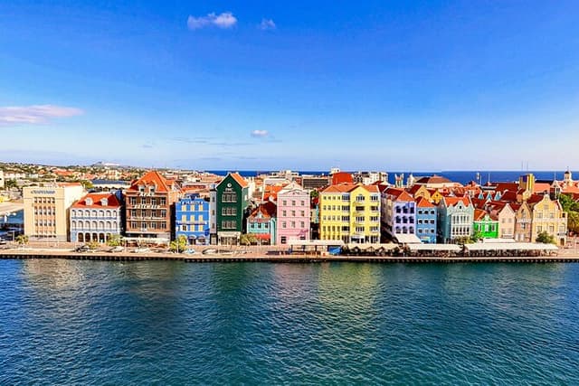 Curaçao – Private City Tour with Insider Secrets