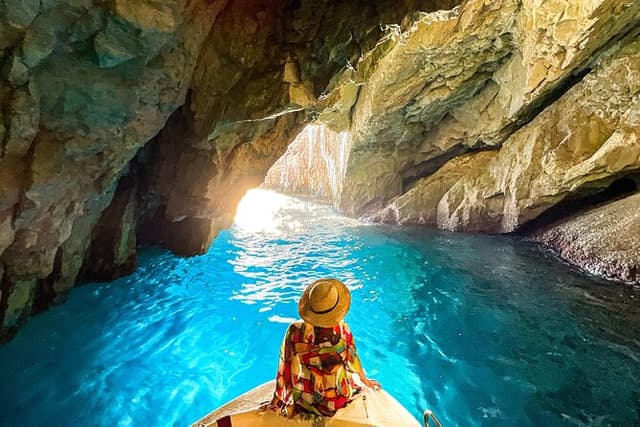 VIP Full Day Tour Shipwreck Blue Caves and top view