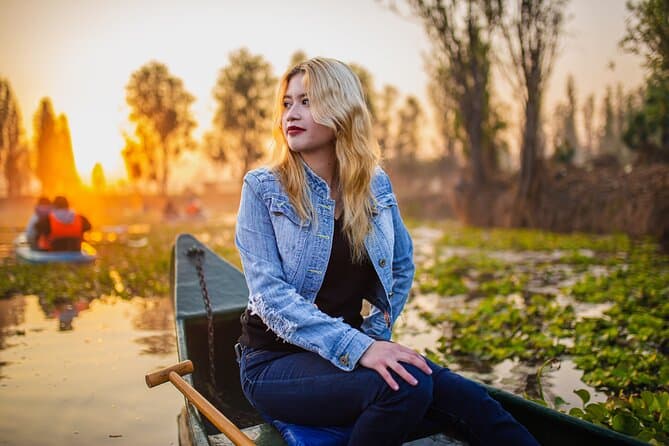 Magical Xochimilco Sunrise: Mexico City Canal Tours