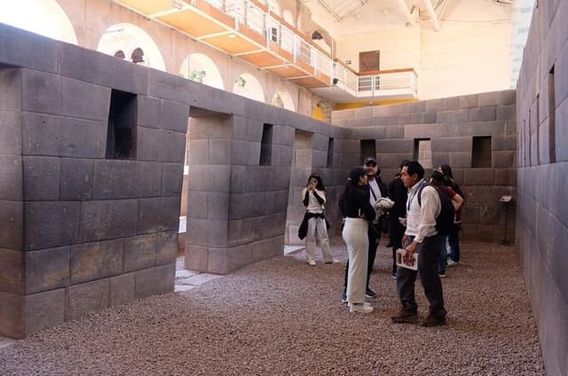Cusco Walking tour and Koricancha Temple of the inkas tour