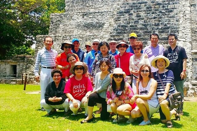 Private Cancun Shopping and City Tour