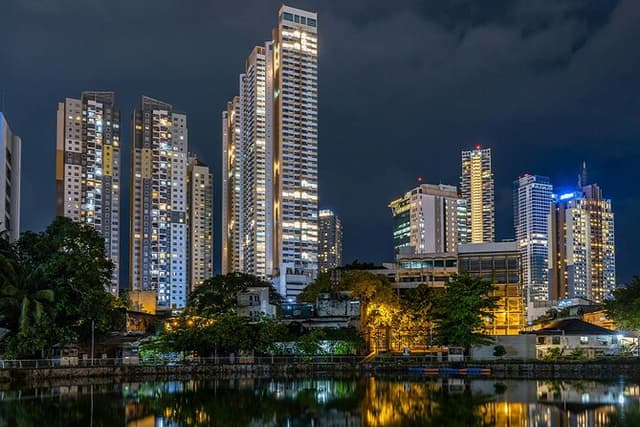 Negombo and Colombo Full Day Tour