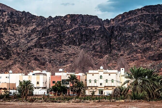 Sacred Uhud Mountain Tours & Medina Historical Sites