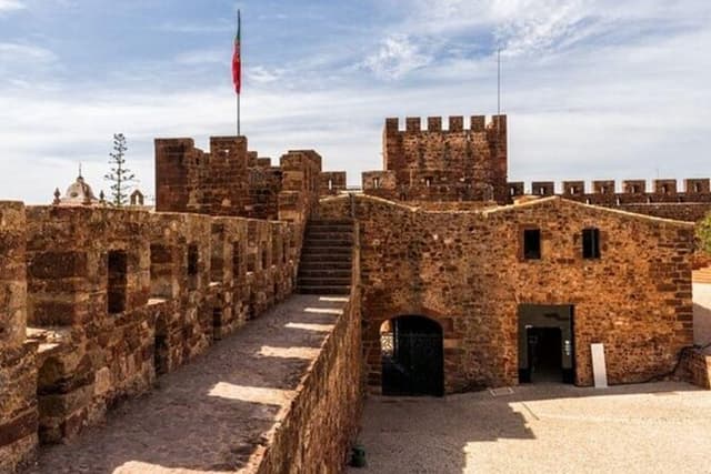 Exclusive Lagos to Silves Private Boat Tour Experience