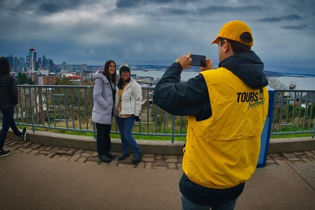 Seattle by Land and Sea Experience Tour