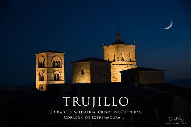 OFFICIAL TOUR TRUJILLO Historical Legendary and Monumental