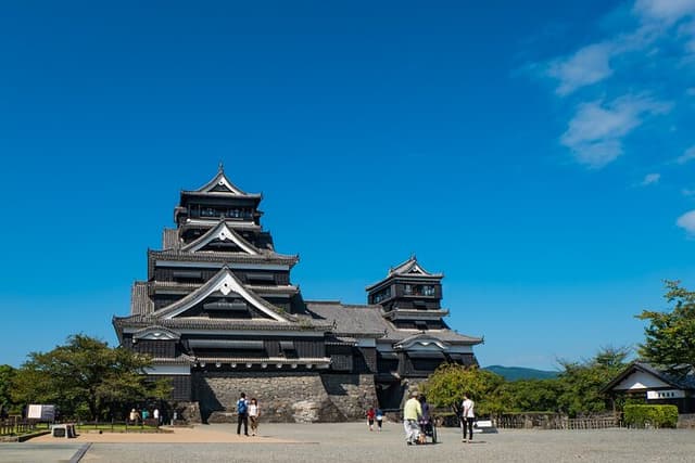 Kumamoto Castel, Mount Aso and Kusasenrigahama Tour from Fukuoka