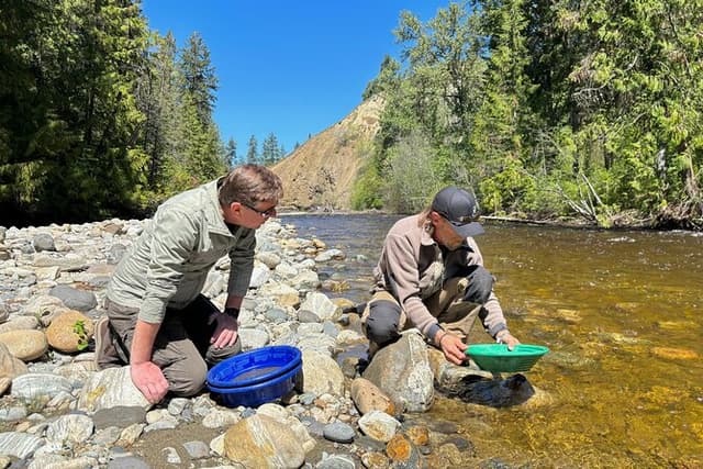 Kelowna Scenic Canyon Gold Panning Experience