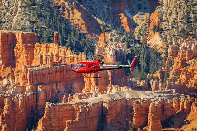 Bryce Canyon National Park 30-Minute Helicopter Tour
