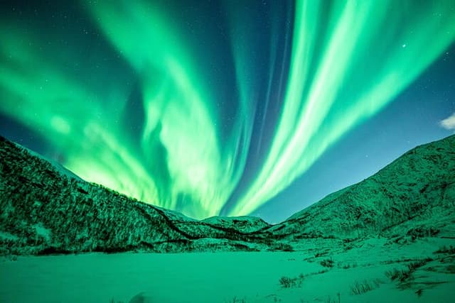 Northern Lights Chase Tour in Tromso