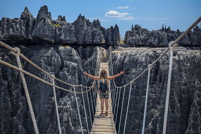 Tsingy tour 3 days start in Morondava