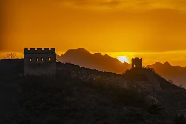 Private Transfer: Hike from Gubeikou to Jinshanling Great Wall