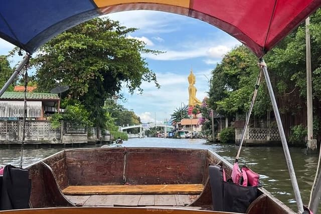 Customizable Private Bangkok Canal Cruise to Big Buddha & Market