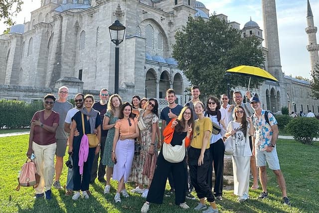 Alternative Walking Tour; Daily Life, Customs, Stories