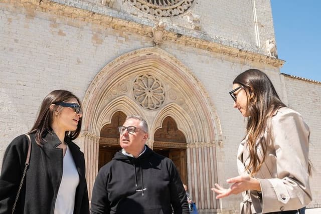 The Wonders of Assisi Private Walking Tour