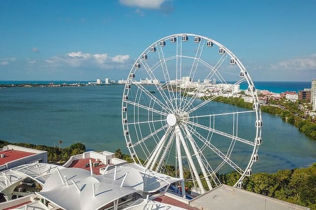 Cancun Sightseeing SkyWheel, Letters and Shopping