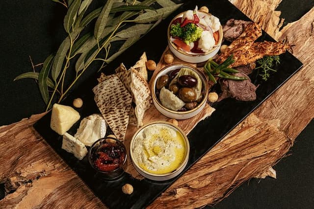 Ultimate Aussie Food Tour (Semi Private Tour - Max 6 Guests)