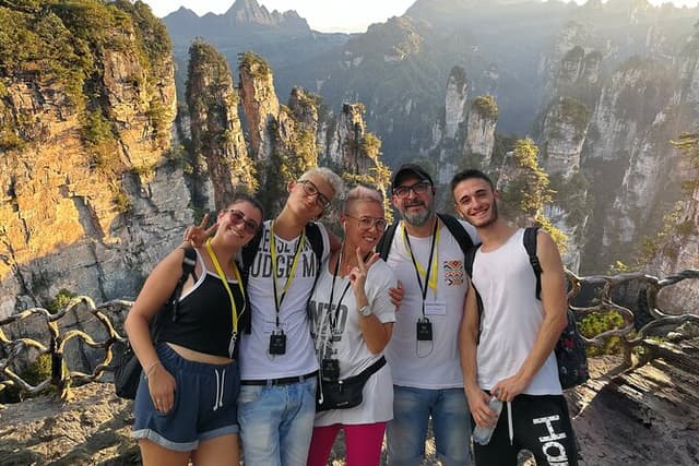 1-2 Days All-inclusive Tour: Mt. Avatar, Glass Bridge, Mt Tianmen