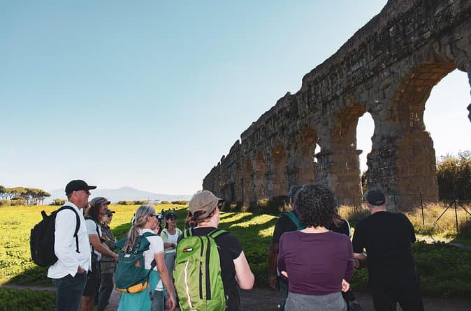 Best Aqueduct Park Hikes in Rome