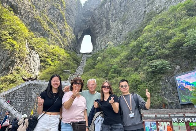 Classic Private one Day Tour for Glass Bridge & Tianmen Mount