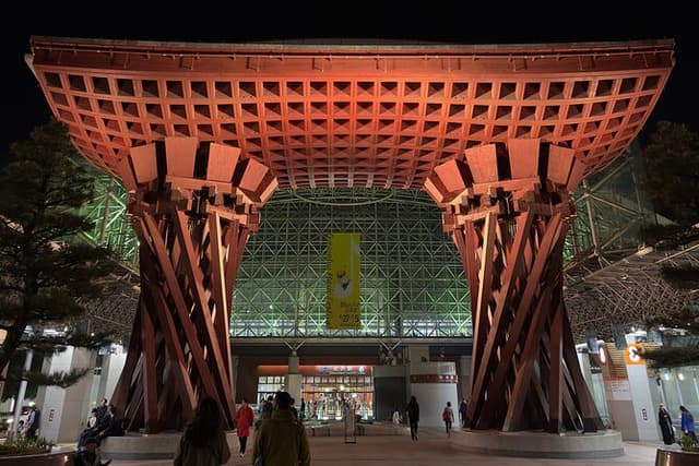 Explore Kanazawa Half Day Private Tour with Local Guide