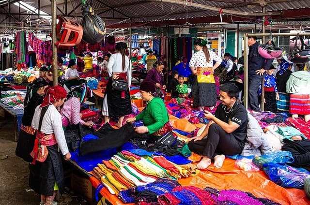 Ha Giang Market Walking Tour