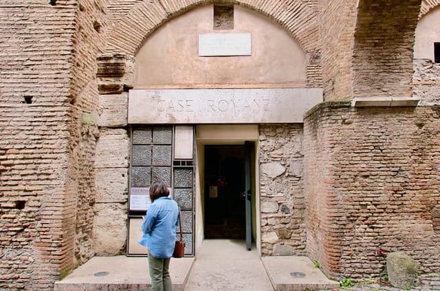 Hidden Roman Houses with Frescoes & Basilica Option in Rome