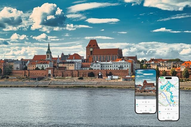 Copernicus to Castles Self Guided Tour of Torun Old Town