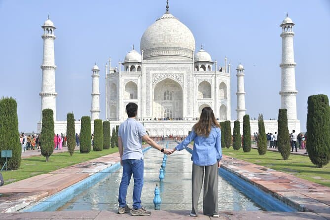 Taj Mahal & Ranthambore Tiger Safari: The Grand India Tour