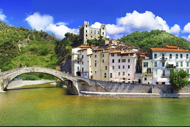ITALY TOUR - Dolceacqua - San Remo - Menton - Full Day