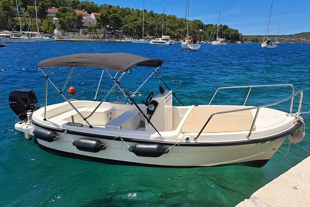 Explore by Betina boat West side of island Brac and Bobovisca