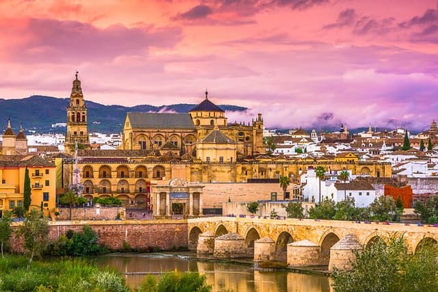 Córdoba Uncovered: Self Guided Walk Through the Old Town